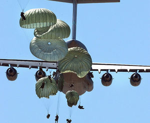 726px-Airborne troopers.jpg